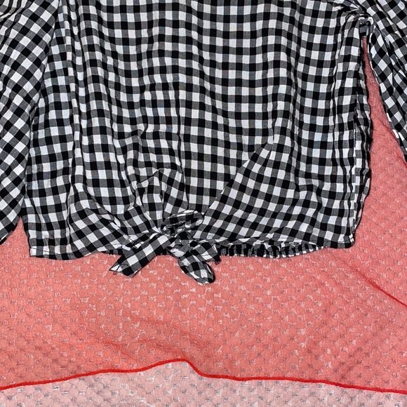 Gingham crop top - Picture 2 of 3